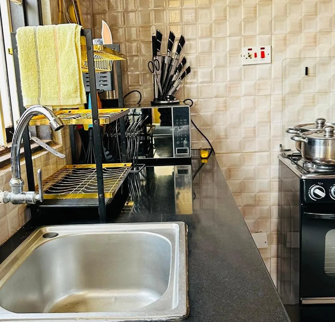 2Bdrm Apartment Makerere. 캄팔라 0*,